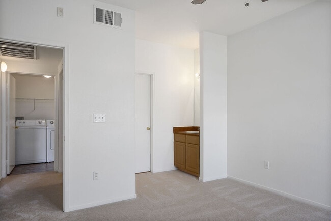 Building Photo - 8250 GRAND CANYONUNIT