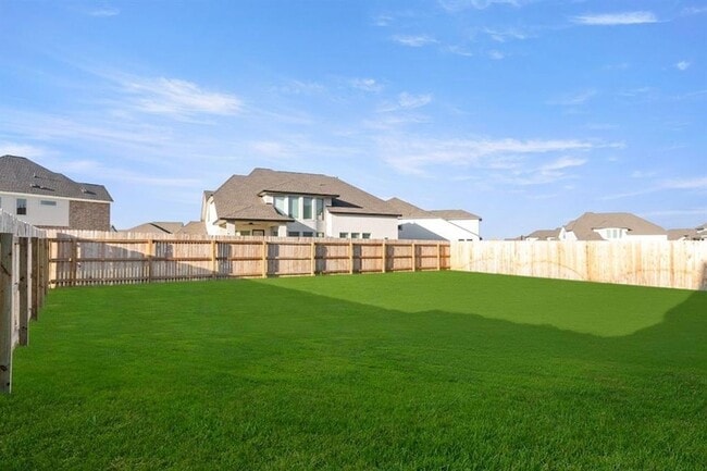 Building Photo - 373 Hollister Dr