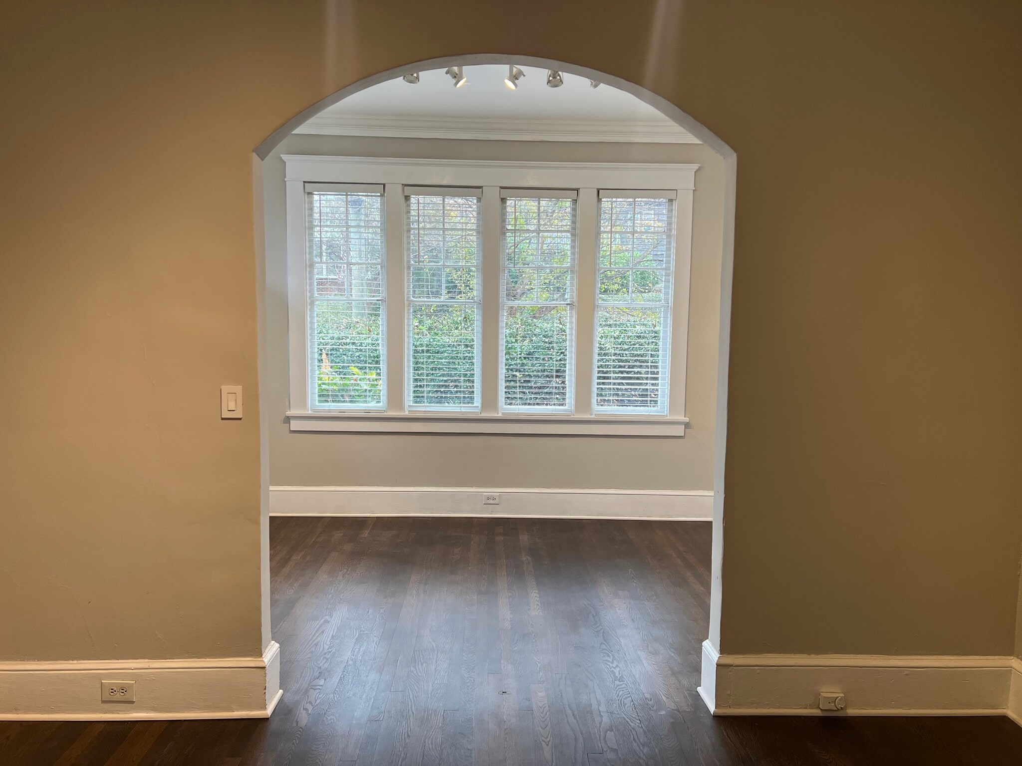 Building Photo - 1170 Monroe Dr NE