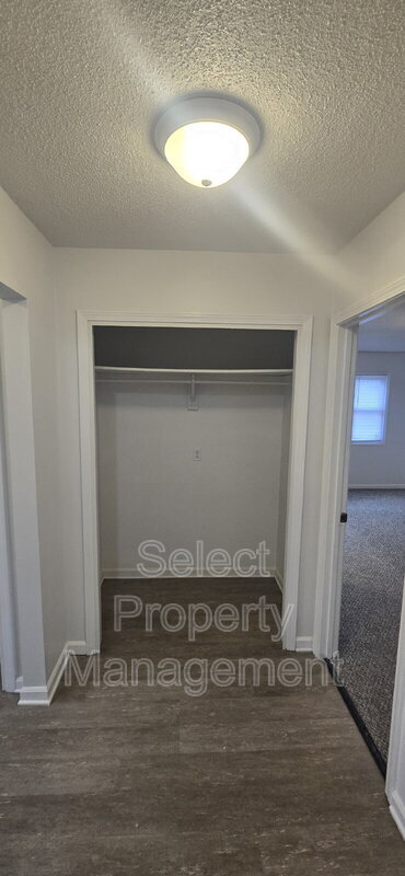 Building Photo - 7006 Elzey St