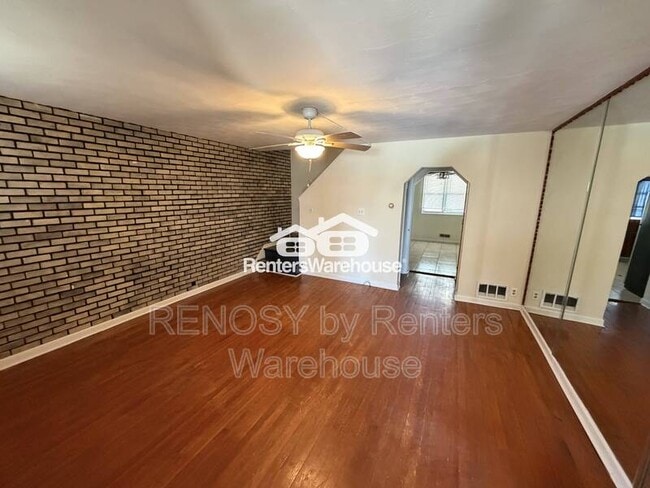 Building Photo - 1614 S Ellamont St