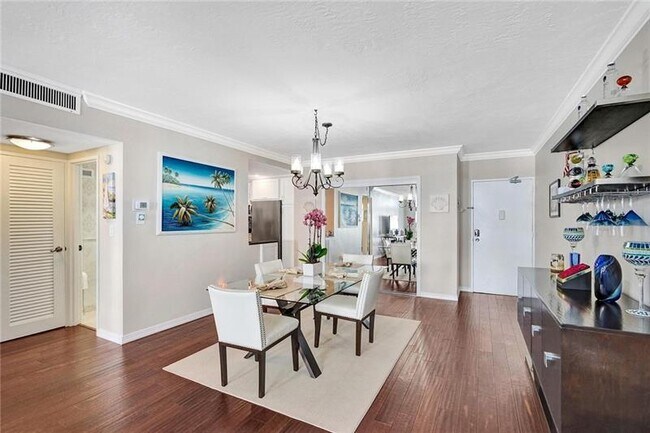 Building Photo - 4250 Galt Ocean Dr