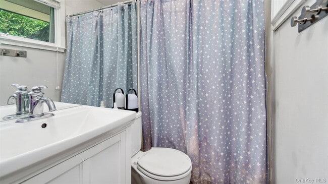 Building Photo - 9 Ocame Ave