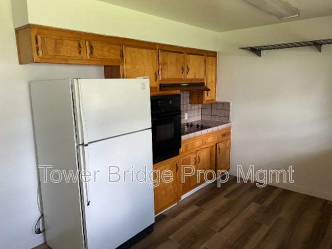 Building Photo - 8935 Leedy Ln