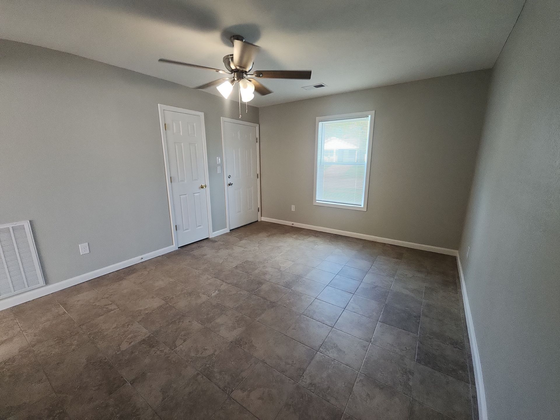 Building Photo - 43 Foxlea Dr