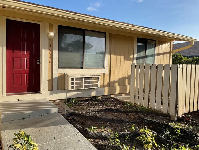 Building Photo - SPACIOUS ONE BEDROOM EASY APPROVAL