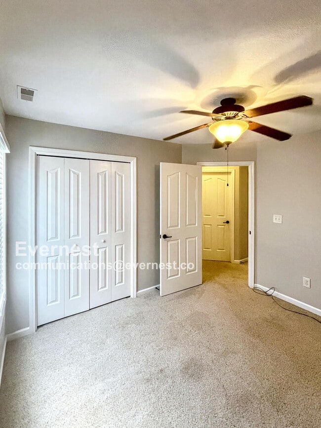 Building Photo - 1153 Chinook Cir