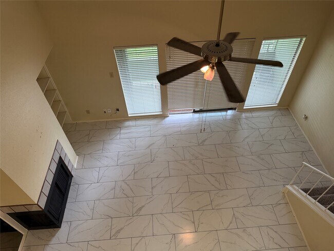 Building Photo - 14777 Wunderlich Dr