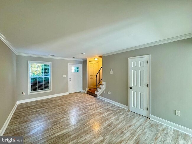 Building Photo - 526 Lancaster Pl
