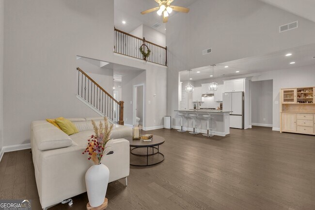 Building Photo - 21 Long Branch Trail