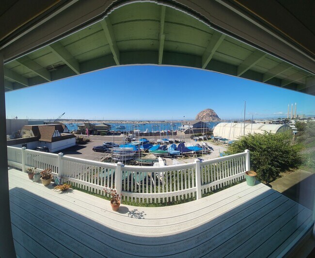 Building Photo - THOSE MORRO BAY VIEWS! Bright and Airy 2 bedroom 2 bath house near Embarcadero