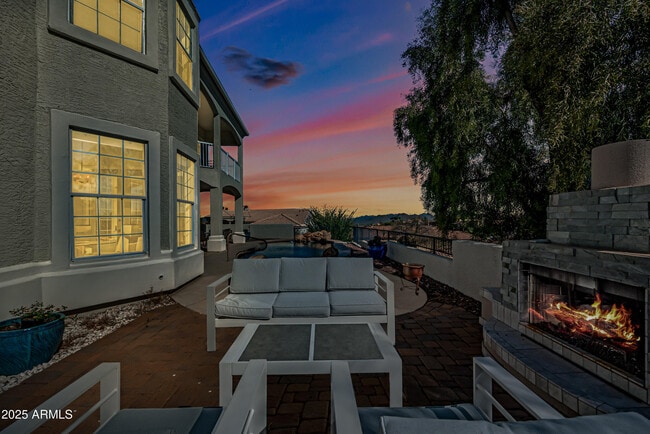 Building Photo - 15831 E Thistle Dr