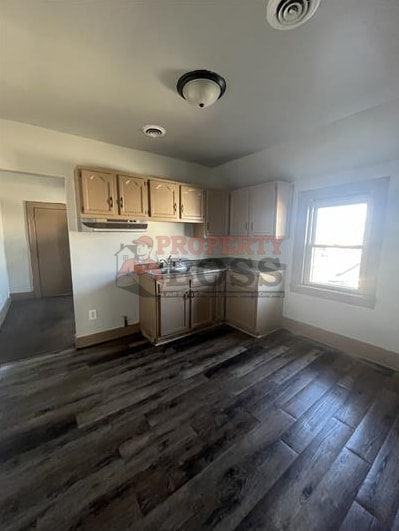 Building Photo - 4524 Magoun Ave