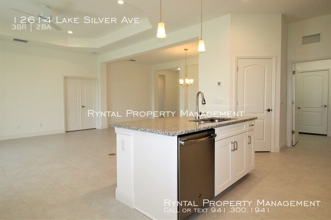 Building Photo - 12614 Lake Silver Ave