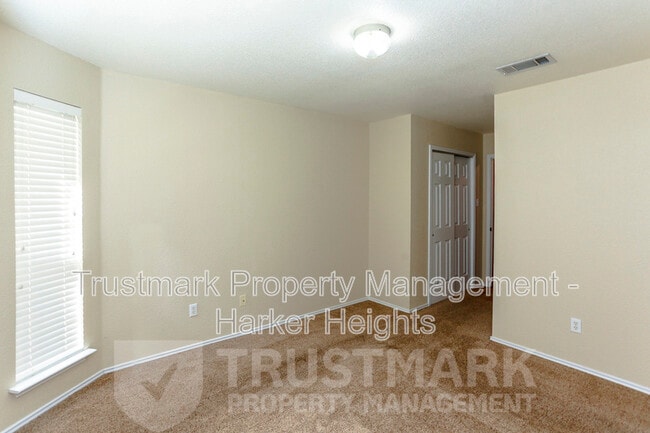 Building Photo - 2115 Wickiup Trail