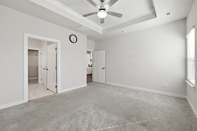 Building Photo - 6334 Cambridge Dr