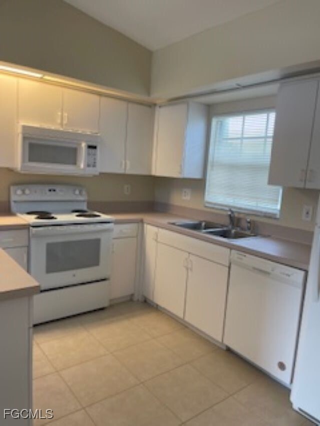 Building Photo - 4523 22nd St SW