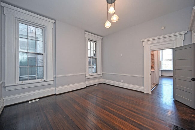 Building Photo - 229 Riverside Dr