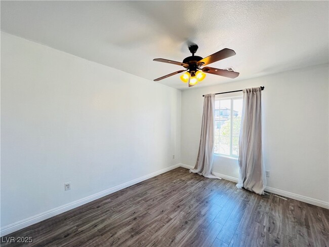 Building Photo - 9110 Iron Cactus Ave