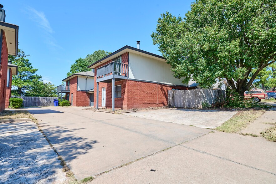 Building Photo - 200 Harvard Rd