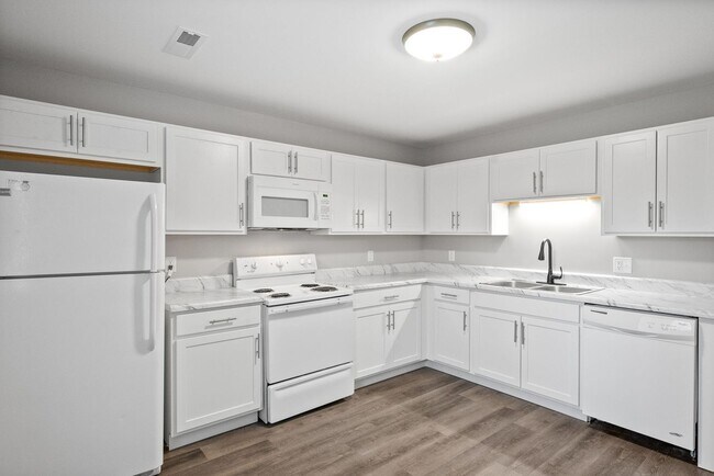 Building Photo - 358 Peabody Dr