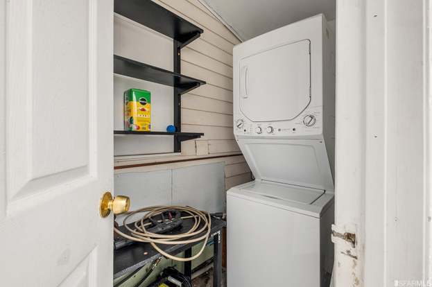 Building Photo - 9999 Empire Rd