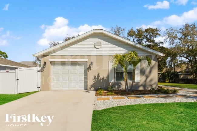 Building Photo - 92 Stanford Rd