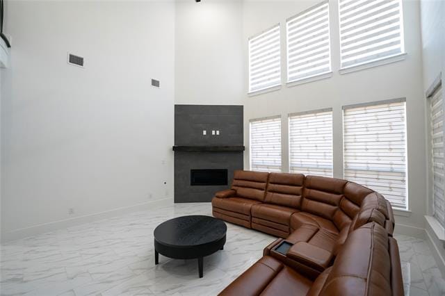 Building Photo - 10904 Hollydale Ln