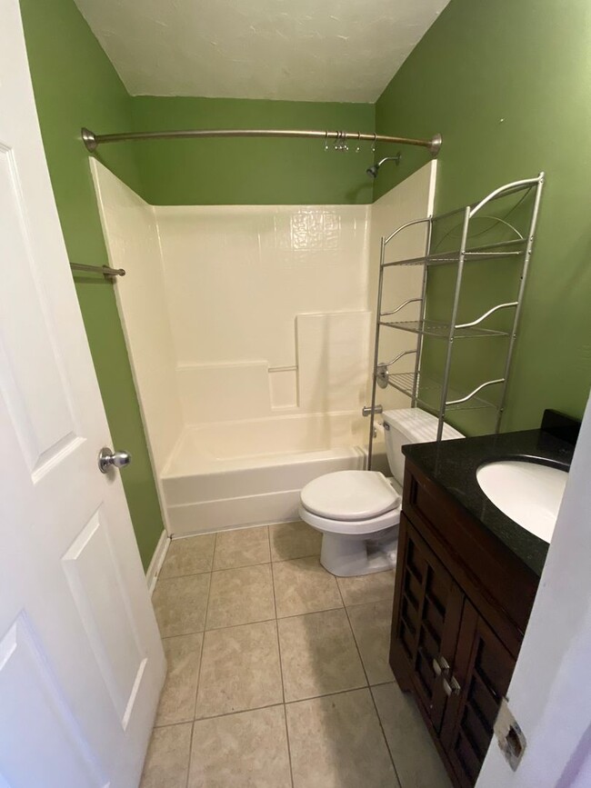 Building Photo - 3 bedroom 2 bath townhome in Towne Park