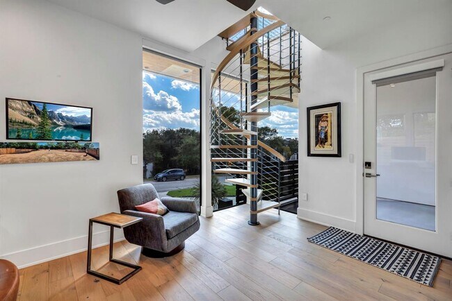 Building Photo - 4811 Timberline Dr