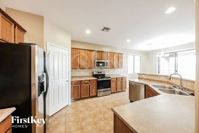 Building Photo - 188 S 154th Ln