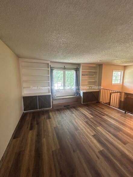 Building Photo - 3147 Brookfield Ct