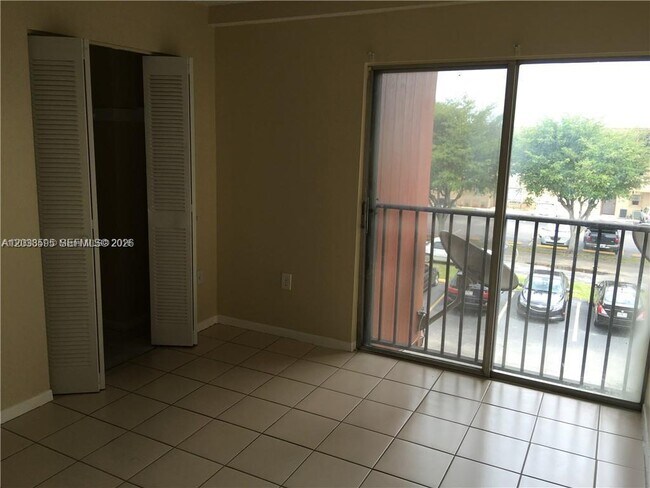 Building Photo - 315 NW 109th Ave