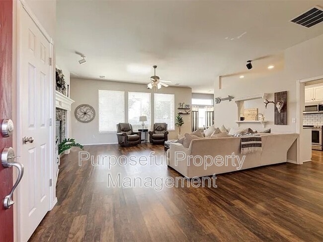 Building Photo - 7320 Stinchcomb Dr