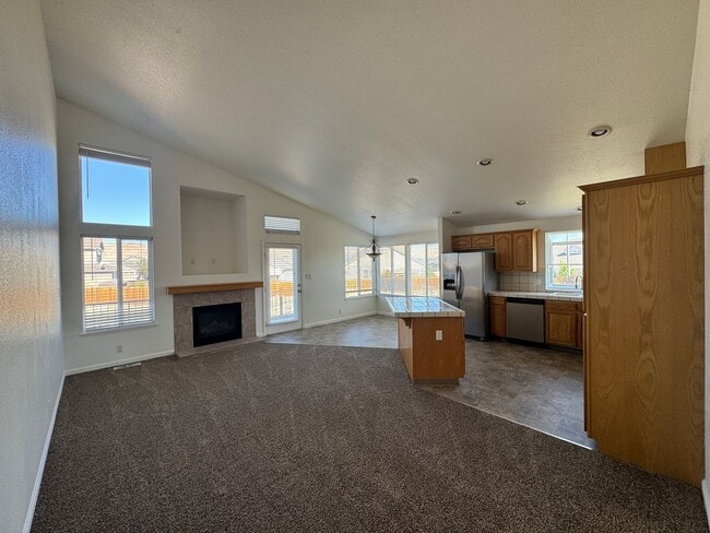 Building Photo - 4727 El Cap Ct