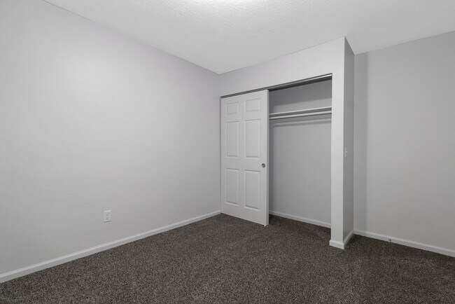 Building Photo - 3427 30th St NE