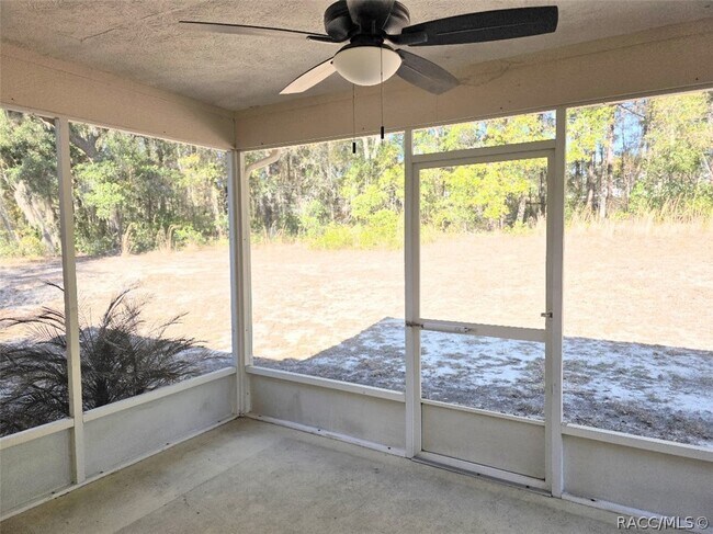 Building Photo - 8529 N Titleist Dr