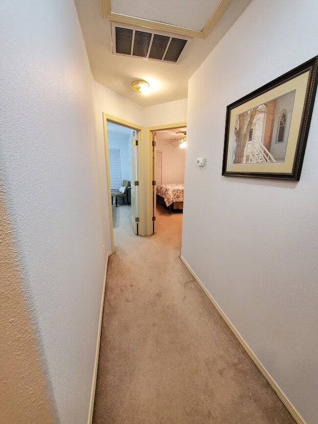 Building Photo - 4102 SW Chapelstone Ave