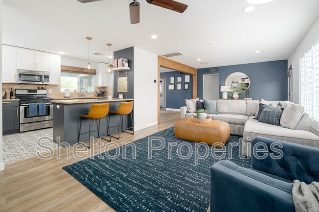 Building Photo - 1731 W Highland Ave