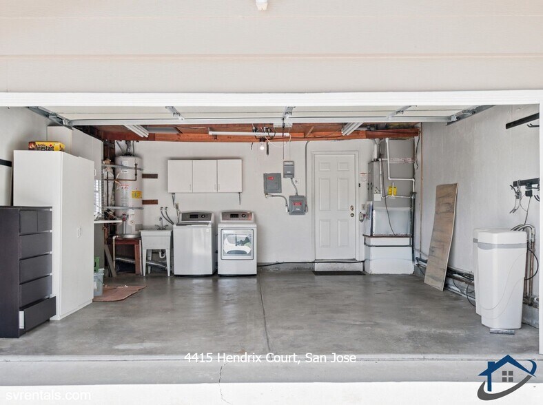 Building Photo - 4415 Hendrix Ct