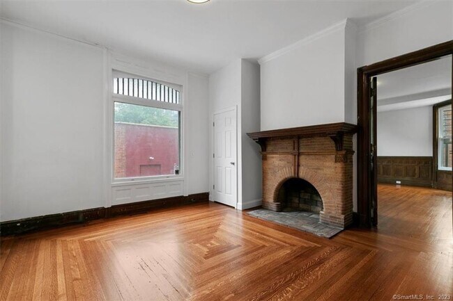 Building Photo - 131 Dwight St