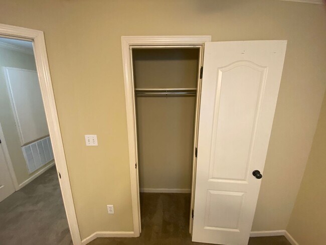 Building Photo - 3BR/2.5BA For Rent