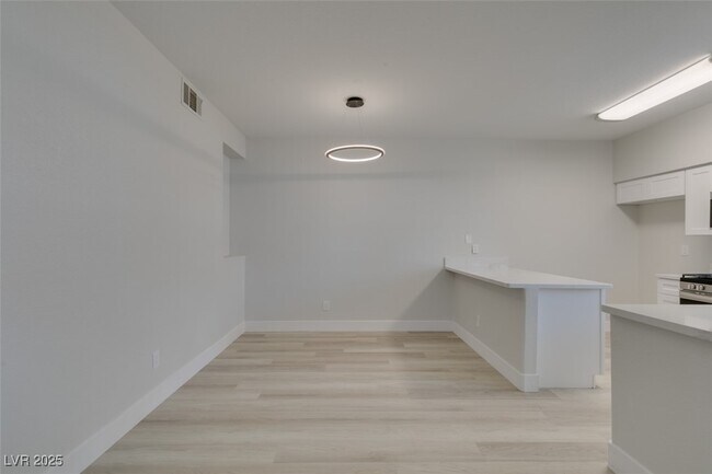Building Photo - 2251 Wigwam Pkwy