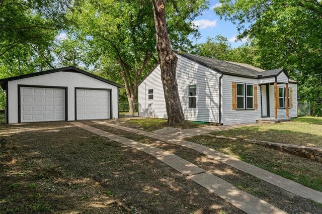 Building Photo - 307 Soward Ave