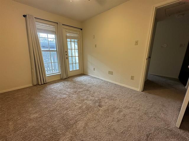 Building Photo - 3210 S Fielder Rd