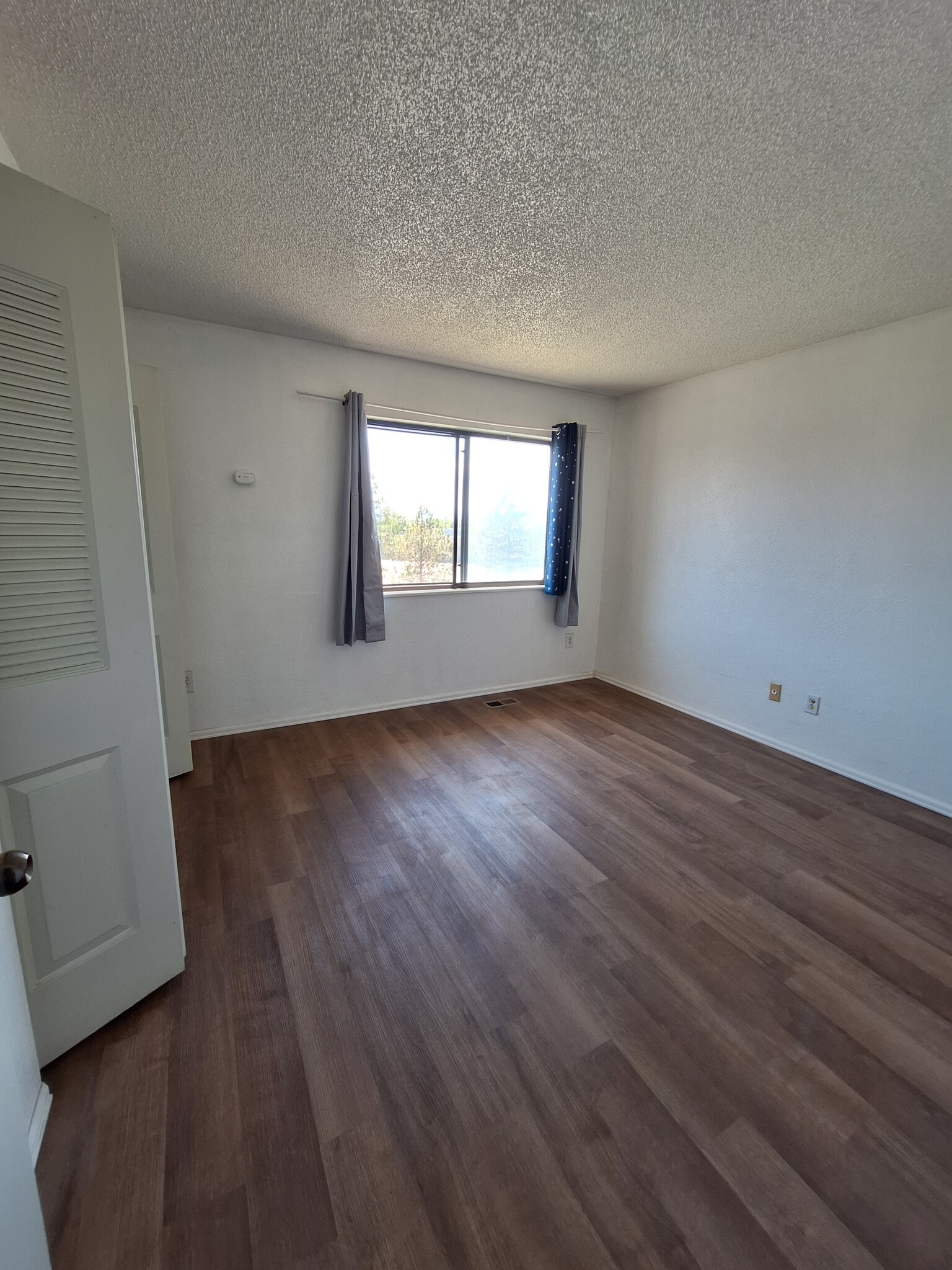 Building Photo - 2760 W 86th Ave