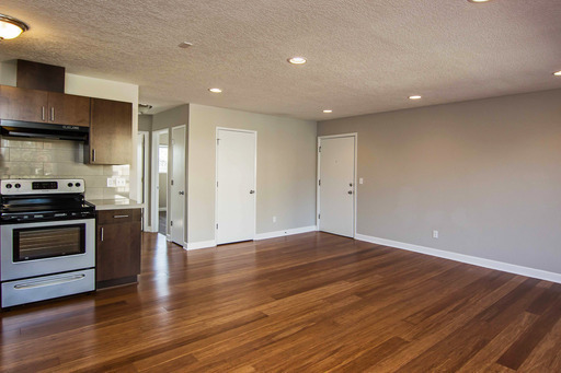 Interior Photo - Multnomah Heights