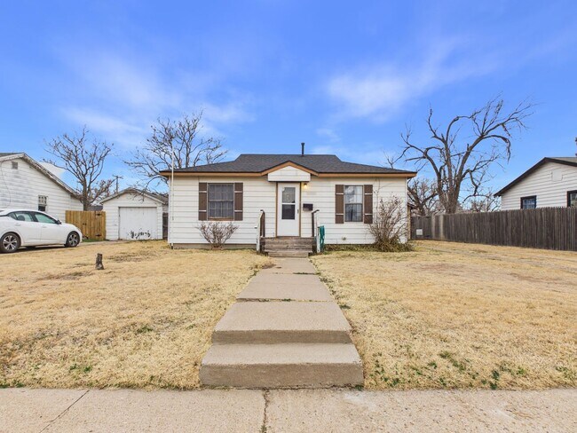 Building Photo - 4004 S Hayden St