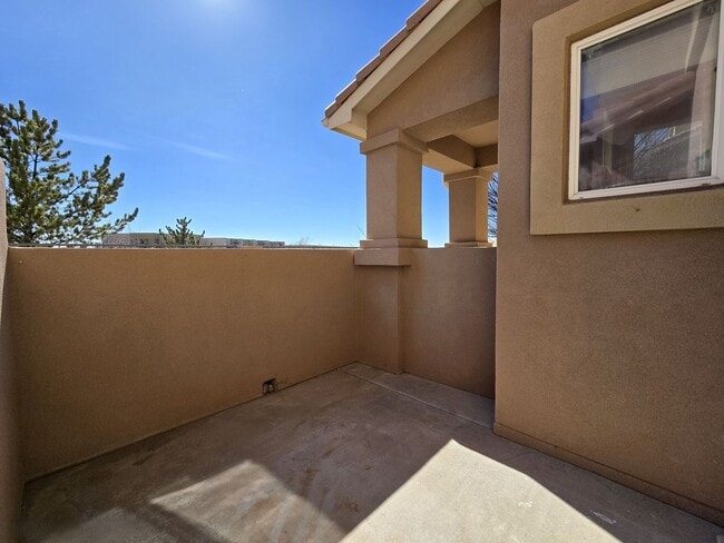 Building Photo - 4349 Santo Domingo St