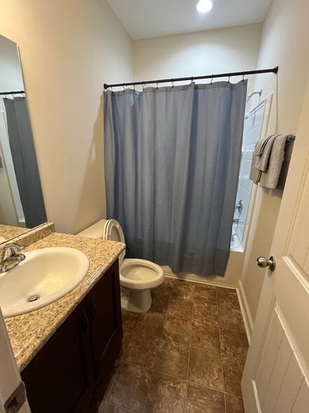 Bathroom - 22 Wythe St